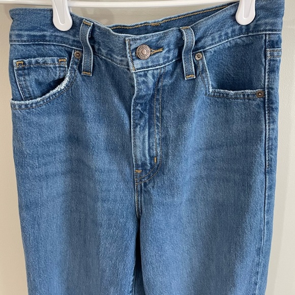 Levi’s High Waisted Straight Distressed Jeans - Size 25 - Picture 7 of 16